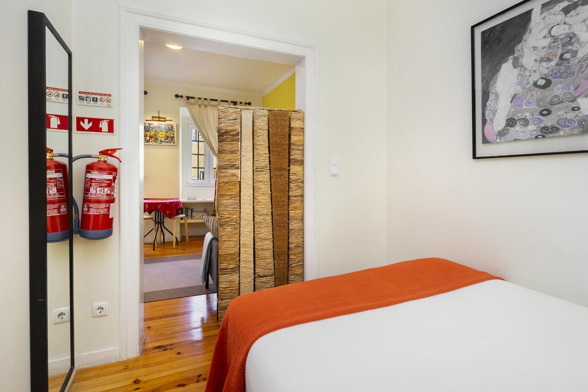Whome Central Alfama Hideaway Perfect To Explore Lisbon Bagian luar foto